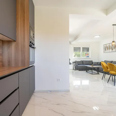 Nebo Luxus-premium Апартаменты *