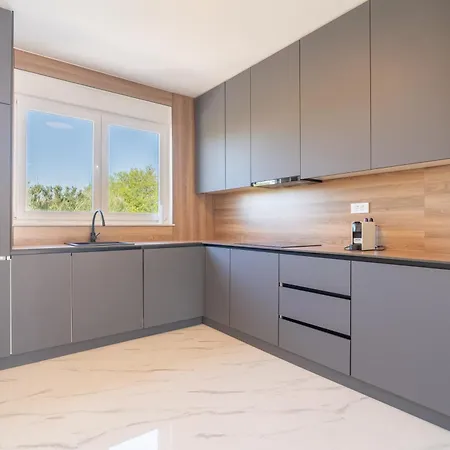 Nebo Luxus-premium