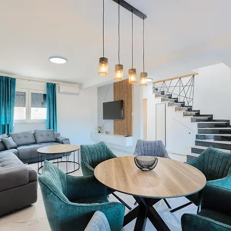 Διαμέρισμα Nebo Luxus-premium *